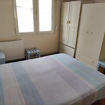 Practical Apartment Close To The City Centre Солун Екстериор снимка